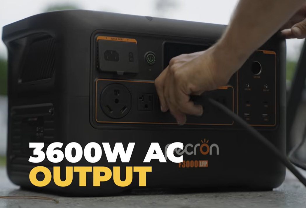 Power station with 3600W AC output and Pecron branding.